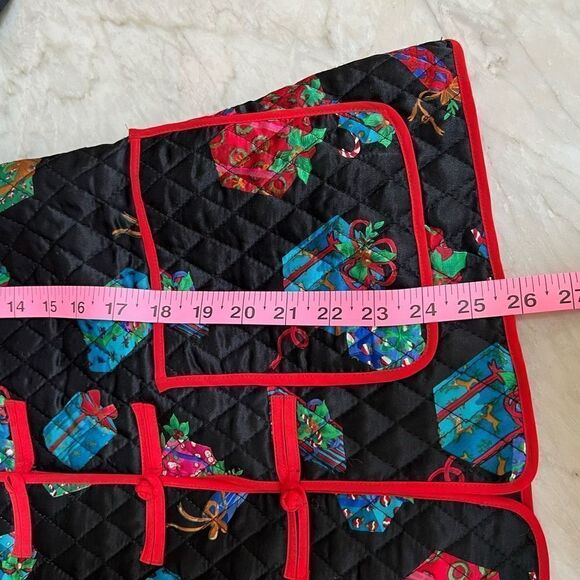 Anne Carson vintage 100% silk Christmas presents print size S toggle closure - Picture 6 of 7